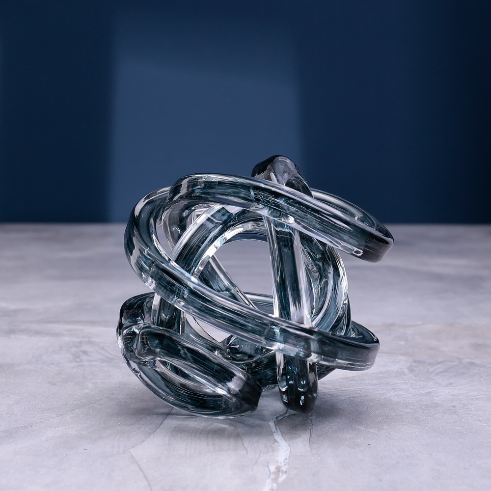 25077	 D4.7" - GLASS KNOT