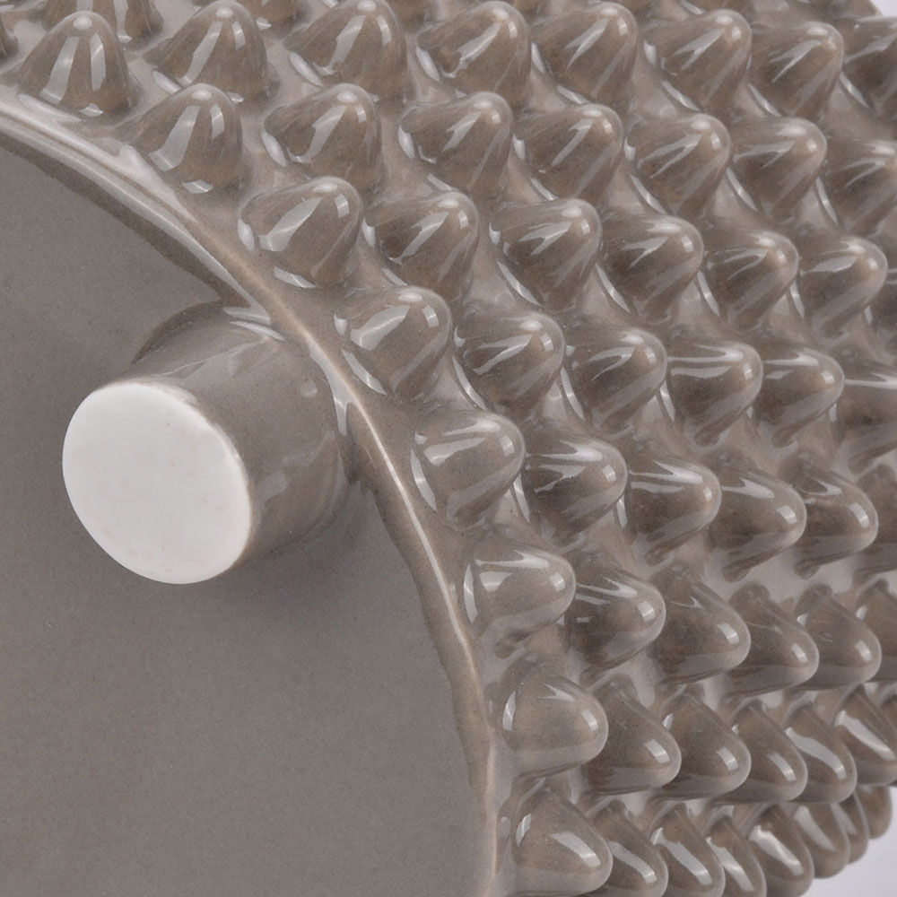 CA10023A3	 L5.9"W5.9"H5.4" - CERAMIC VASE