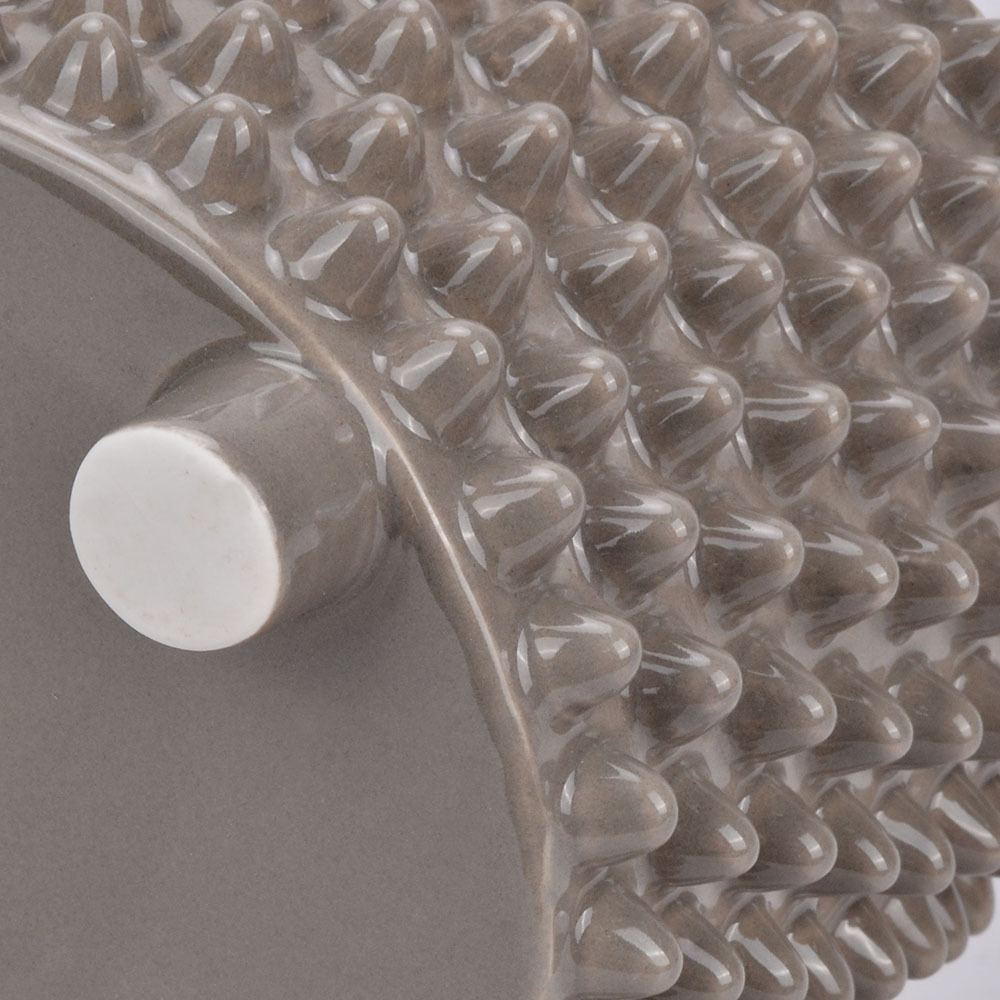 CA10023A3	 L5.9"W5.9"H5.4" - CERAMIC VASE