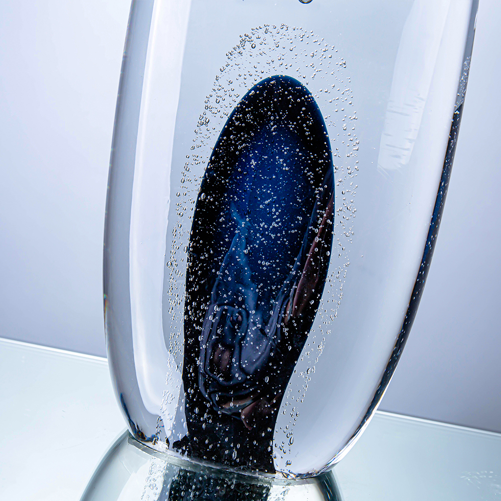 93046	 L5.3W3H13" - GLASS SCULPTURE