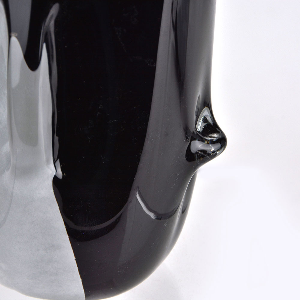 GA53049BK	 D4''H13''GLASS ACCESSORY