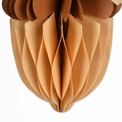 OF04006MT	 D23.5 H30FULL PINECONE24PCS/CASE