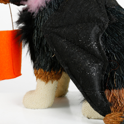 31641ASST	 L15.4"W4.9"H10" - COSTUME DOGS FIGURINES