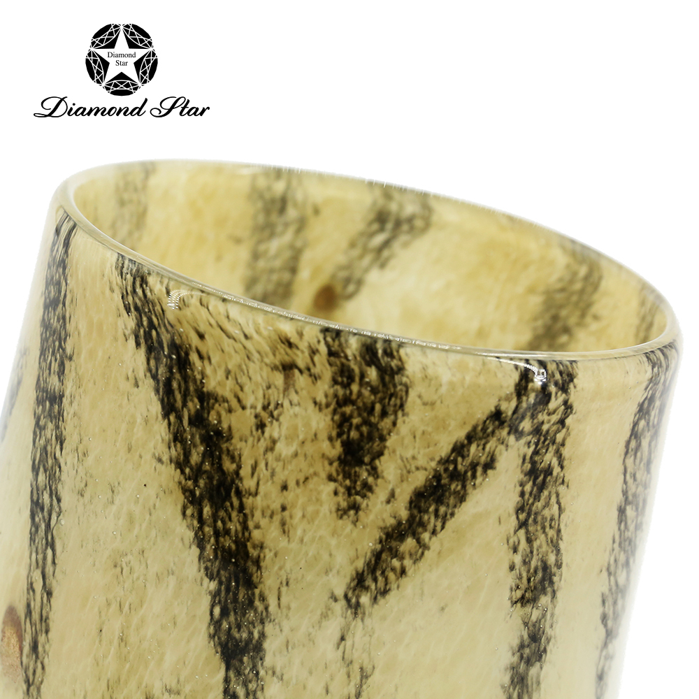 79439	 D4.5"H7" - GLASS VASE