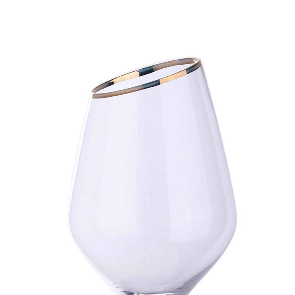 31009-1	 D3.5"H10.4" - ELEGANT WINE GLASS