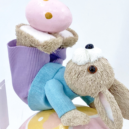31480	 L5.9W3.9H9.1" - SET OF 2 EASTER BUNNY EGGS