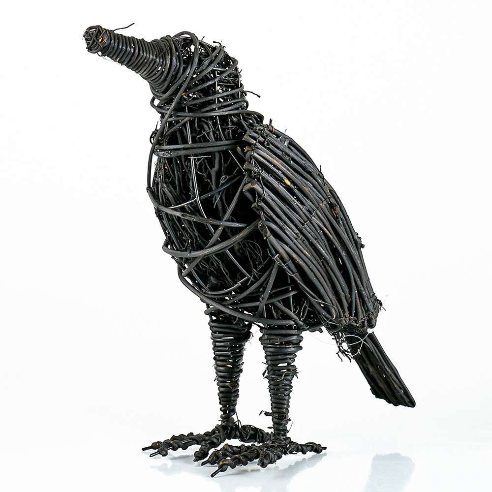 31677	 L13.8"W5.5H11.8" - CROW TABLETOP