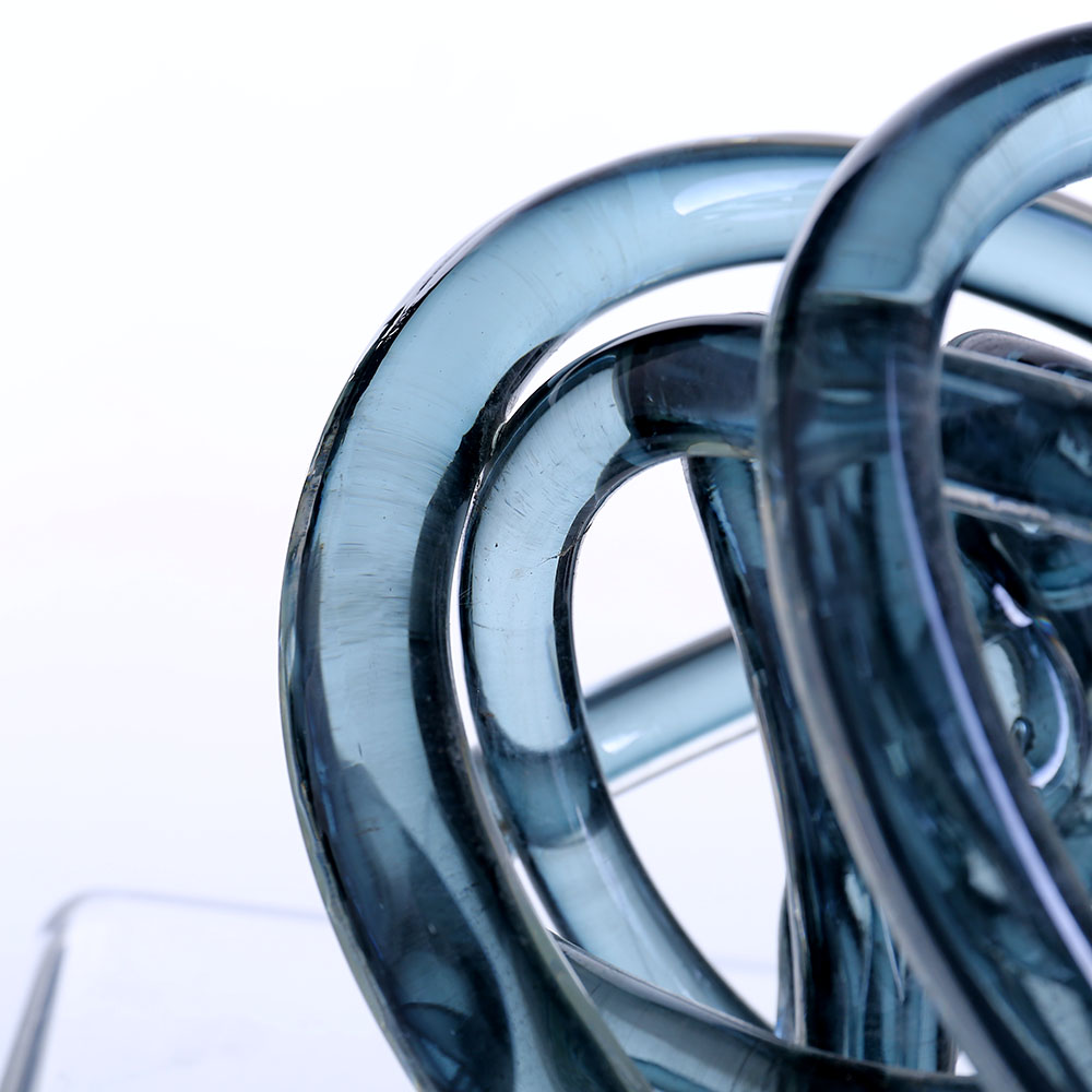 25088	 *D4.7" - GLASS KNOT