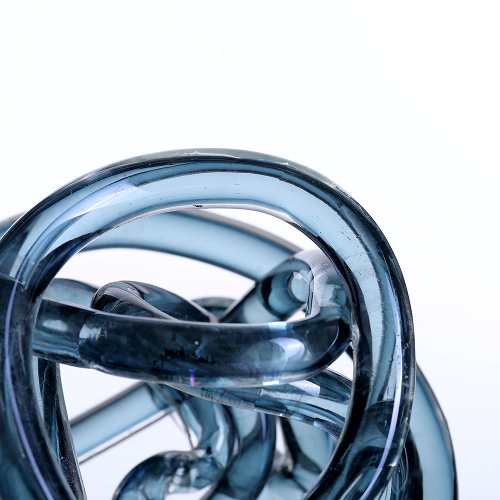 25088	 *D4.7" - GLASS KNOT