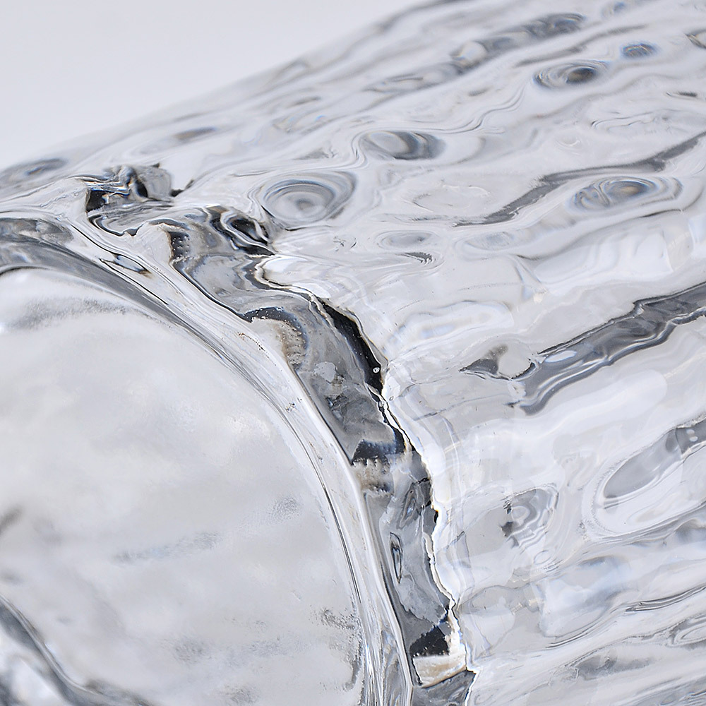 GA78011	 D6''H10''GLASS VASE