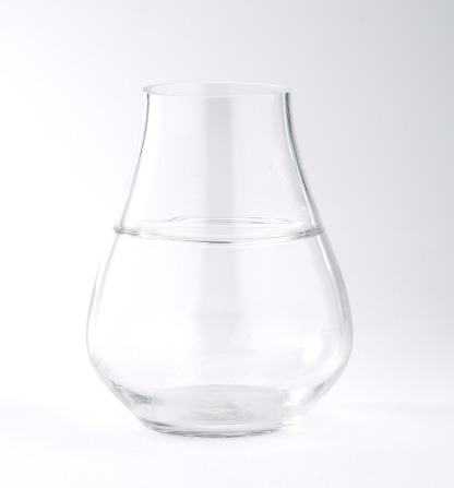 D8"H10" - GLASS VASE