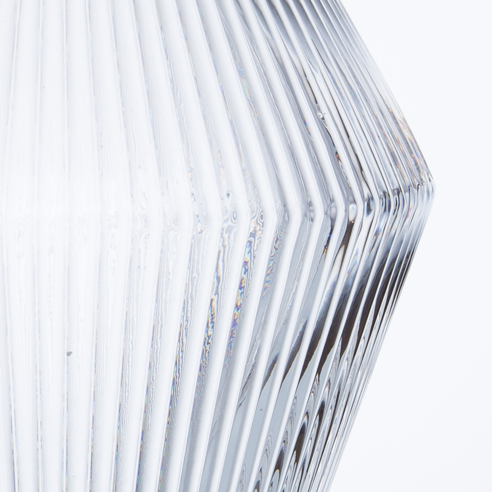 45347	 D7.1"H11.8" - GLASS VASE
