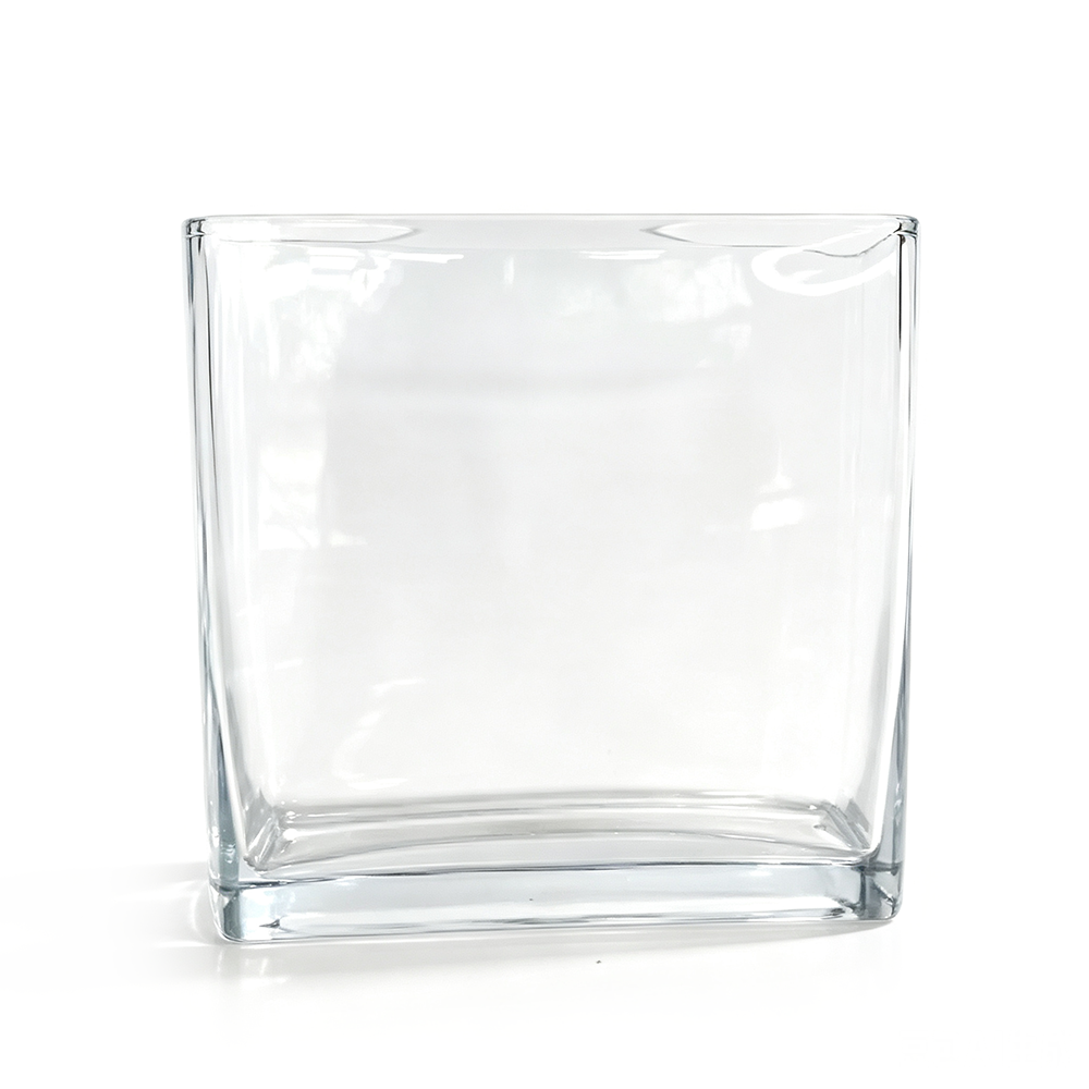 46432	 L7.9W2.4H8" - SQUARE GLASS VASE