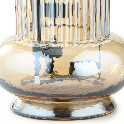 46651	 D8"H8.5" - GLASS VASE