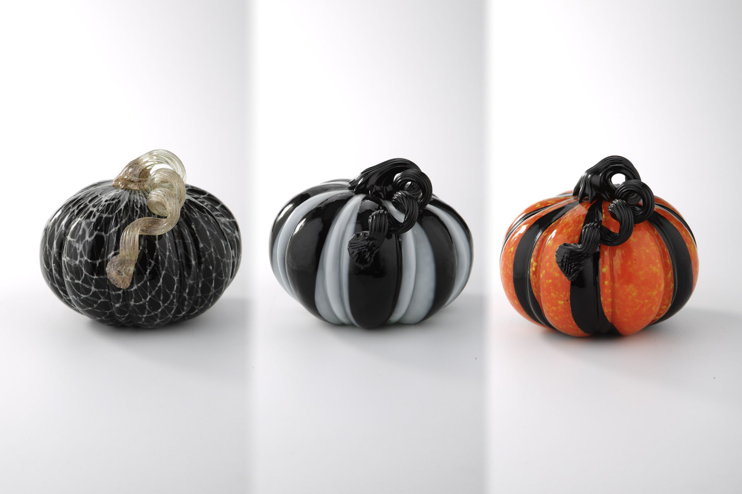 D7"H6" - ASSORTED GLASS PUMPKINS