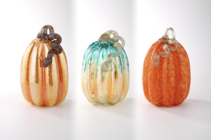 D6"H8.5" - ASSORTED GLASS PUMPKINS
