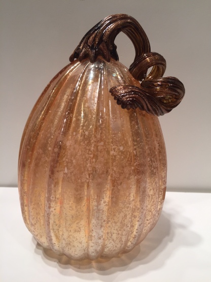 D5.5"H8.5" - GLASS PUMPKIN WITH CURLY STEM