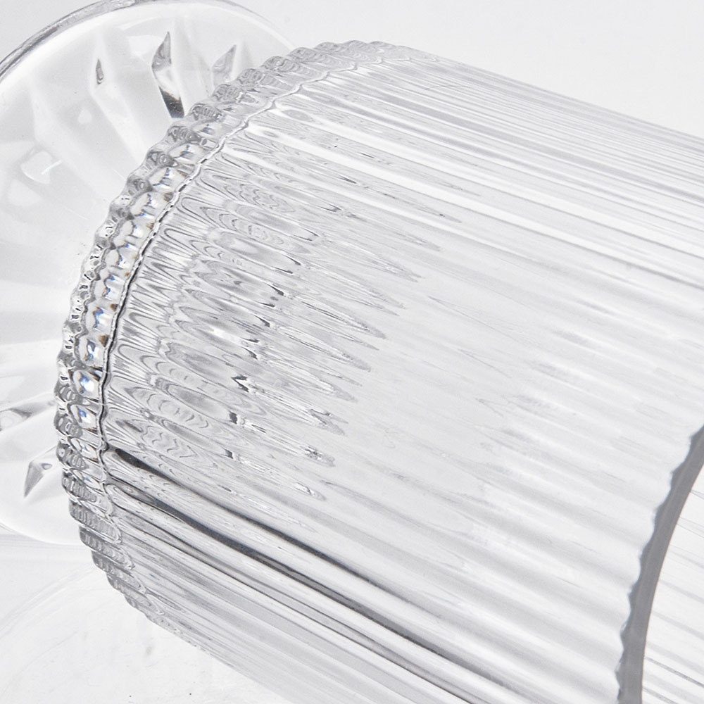 GA15004A2	 D4"H6.7" - GLASS VASE