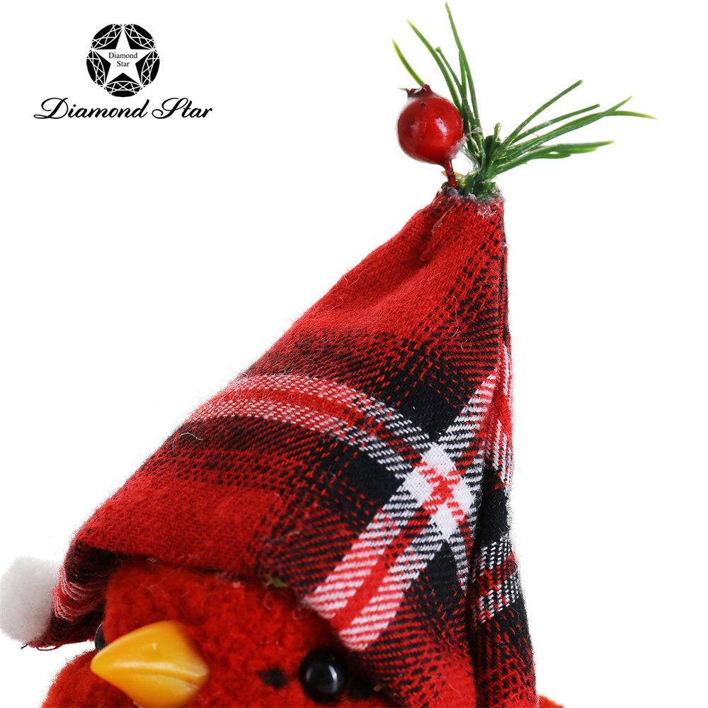 31065ASST	 L7.87"W3.2"H7.87" - ASSORTED RED CARDINALS TABLETOP