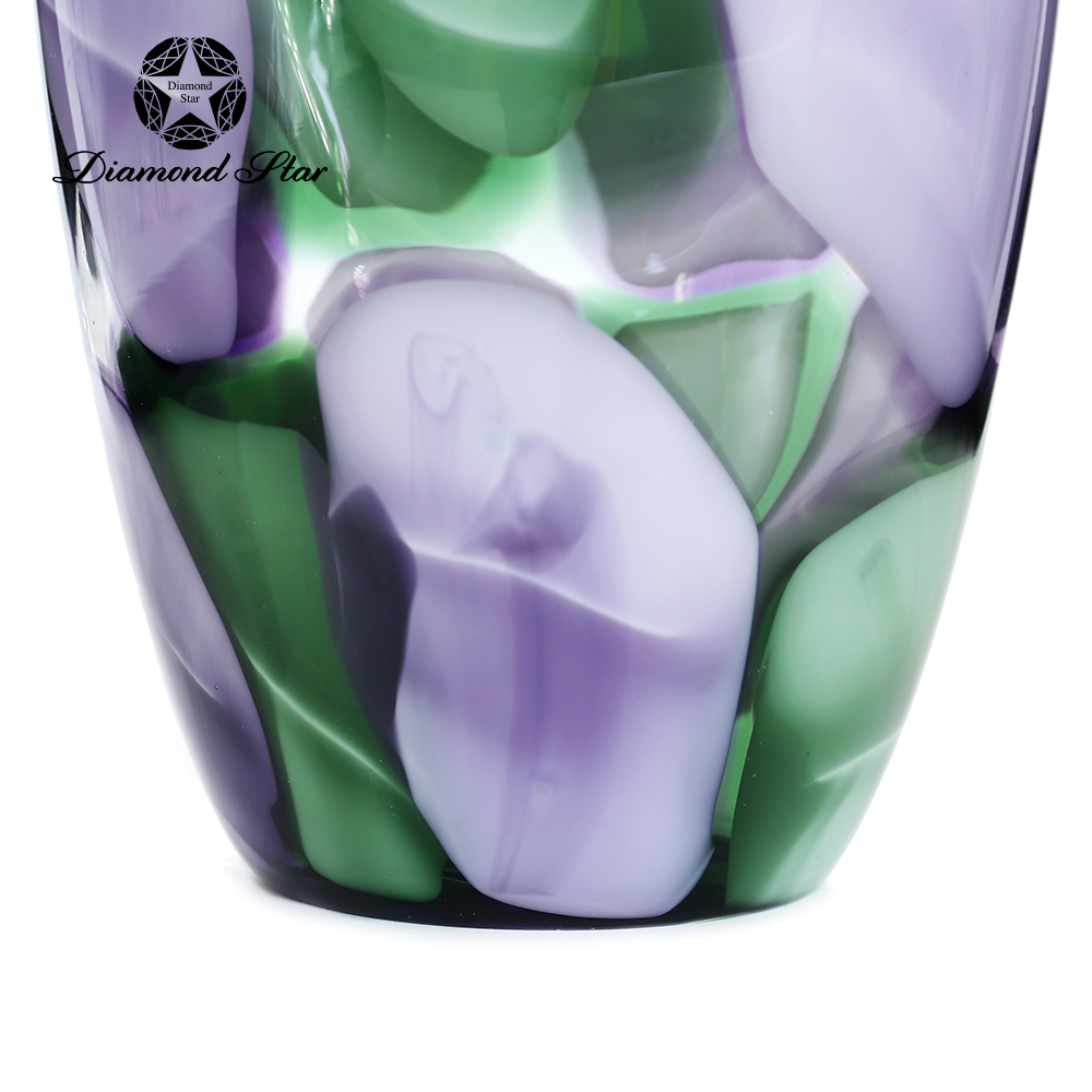 85517	 D6"H9" - GLASS VASE