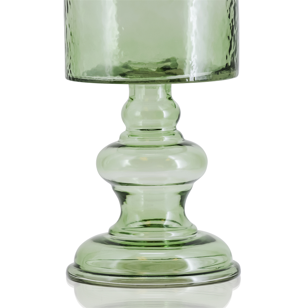 54050	 D6.9"H13.8" - GLASS VASE