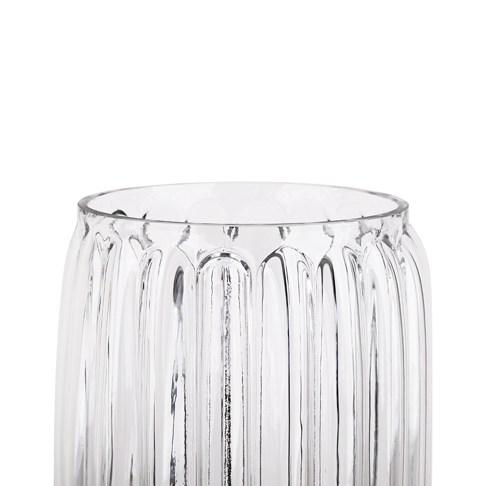 GA78052	 L5.51"W5.51"H10.24"GLASS VASE