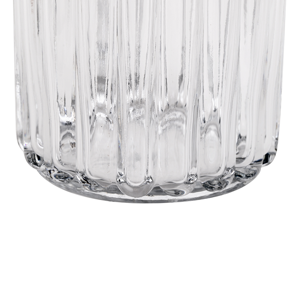 GA78052	 L5.51"W5.51"H10.24"GLASS VASE