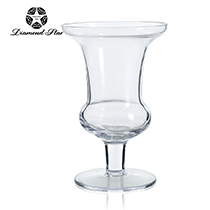D5"H7.5" - GLASS URN VASE