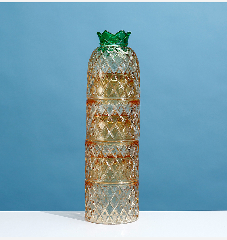 68071	 *L4"W4"H4" - GLASS VASE