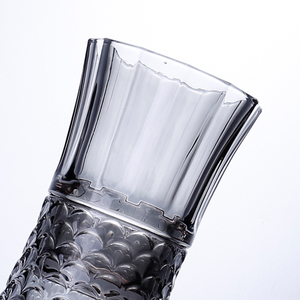 68110T	 D3.3"H12.8" - GLASS VASE