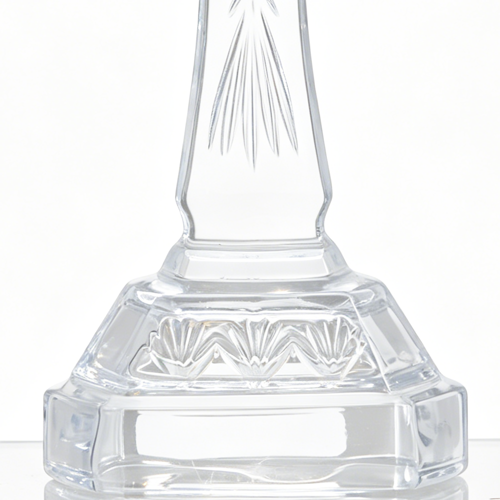 68118	 L3.5"W2.5"H7" - GLASS CROSS TABLETOP Decor