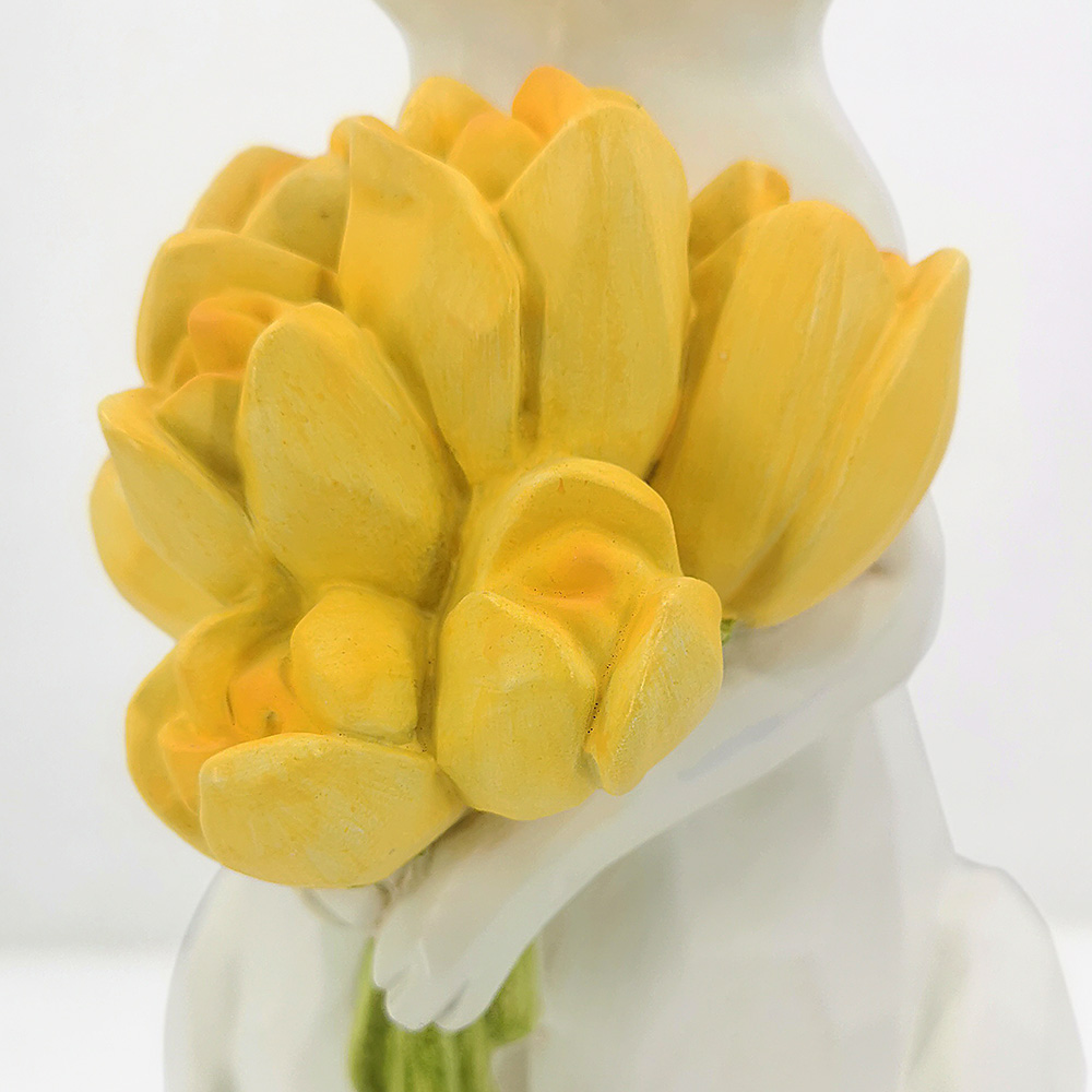 RE08019MT	 L6.5"W5.5"H11"EASTER RABBIT ACCESSORY