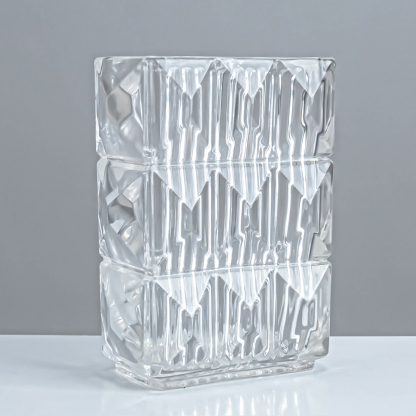 74148	 L5.1W3.1H7.9" - GLASS VASE