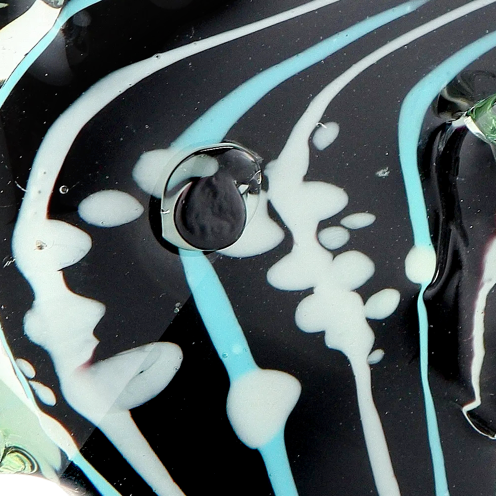 76169	 L10.5"W3.5"H6" - GLASS FISH FIGURINE