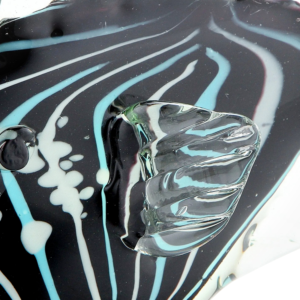76169	 L10.5"W3.5"H6" - GLASS FISH FIGURINE