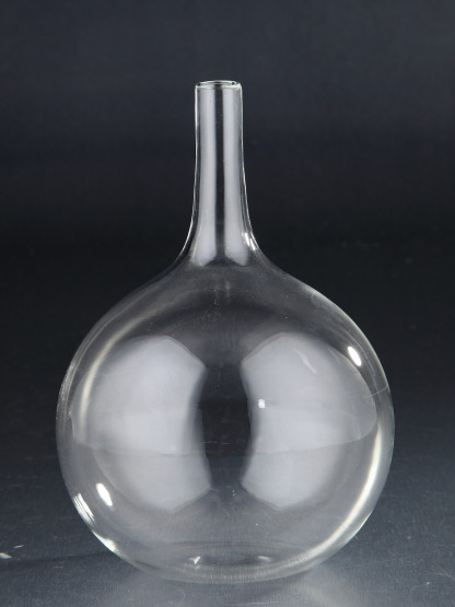 D7"H9.5" - GLASS BUD VASE