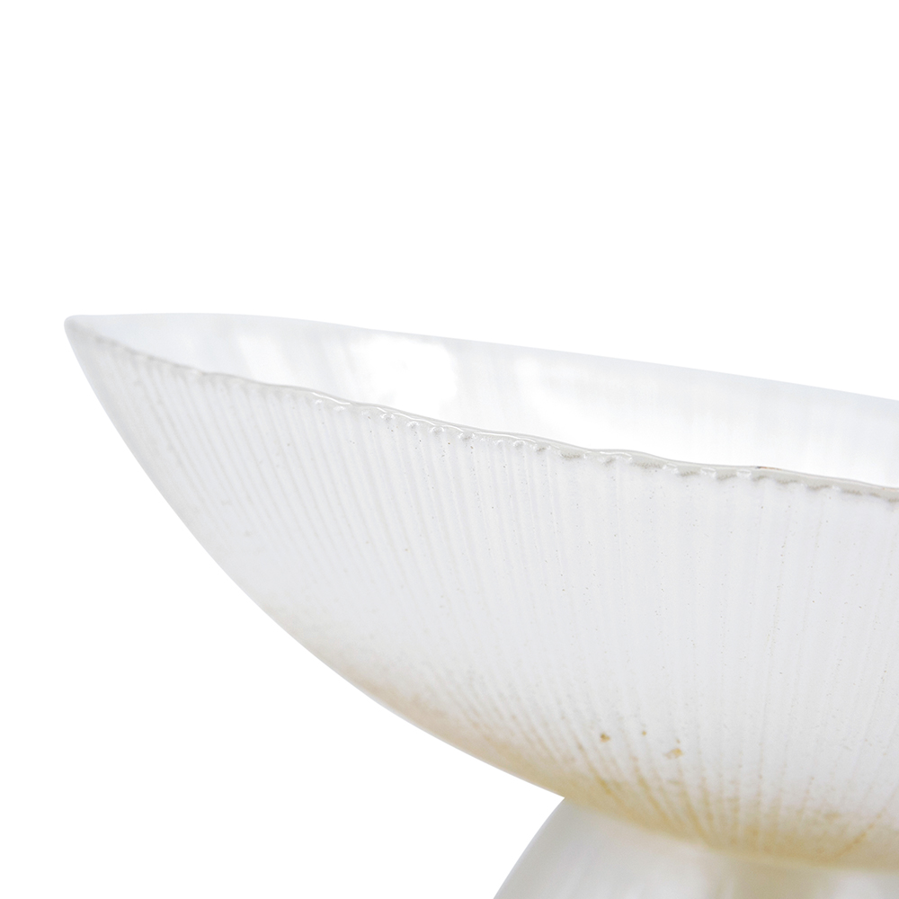 75377G	 D9.8"H4.9" - GLASS PEDESTAL BOWL