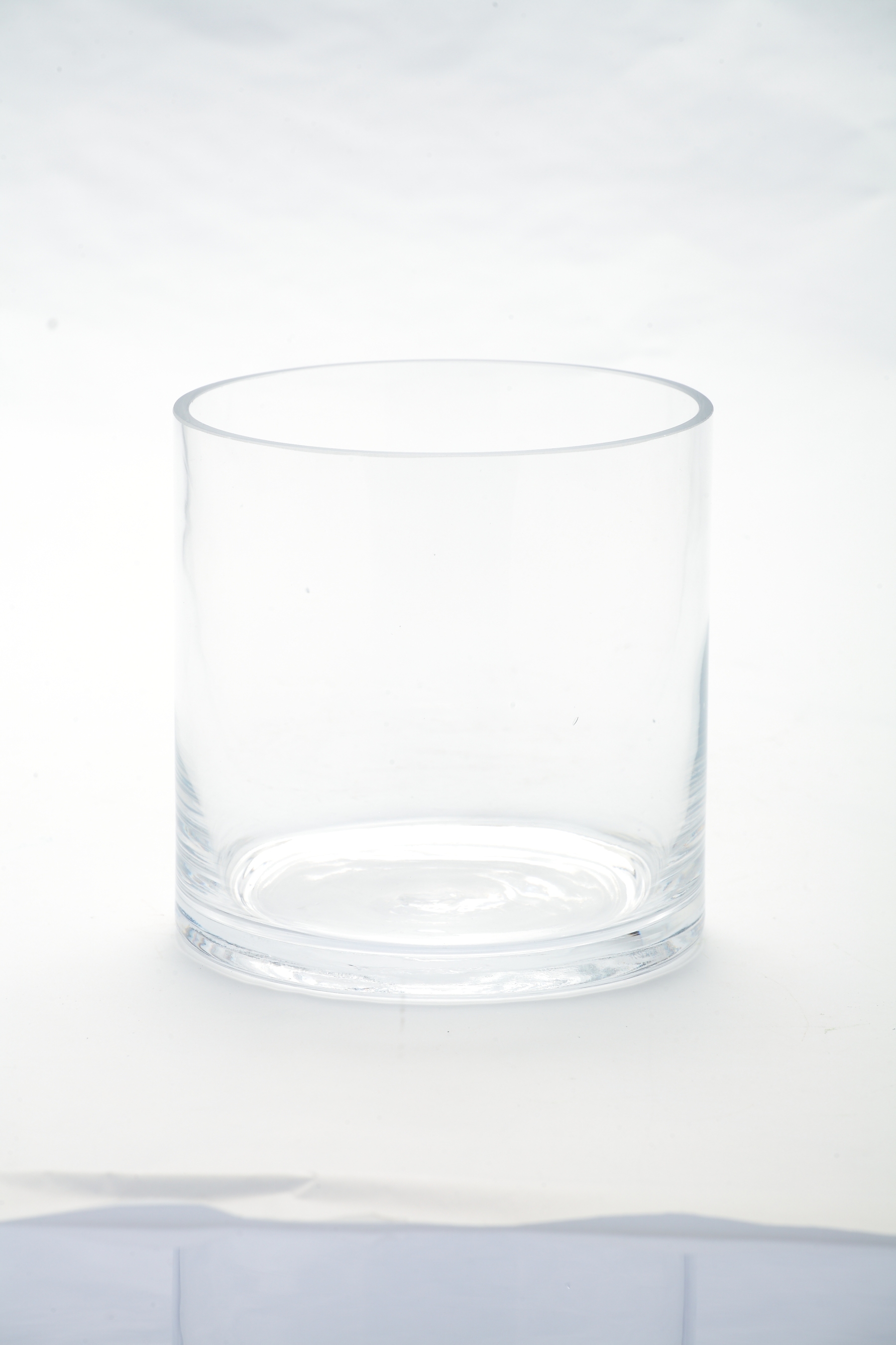 84105C	 D5"H5" - CLEAR GLASS CYLINDER VASE
