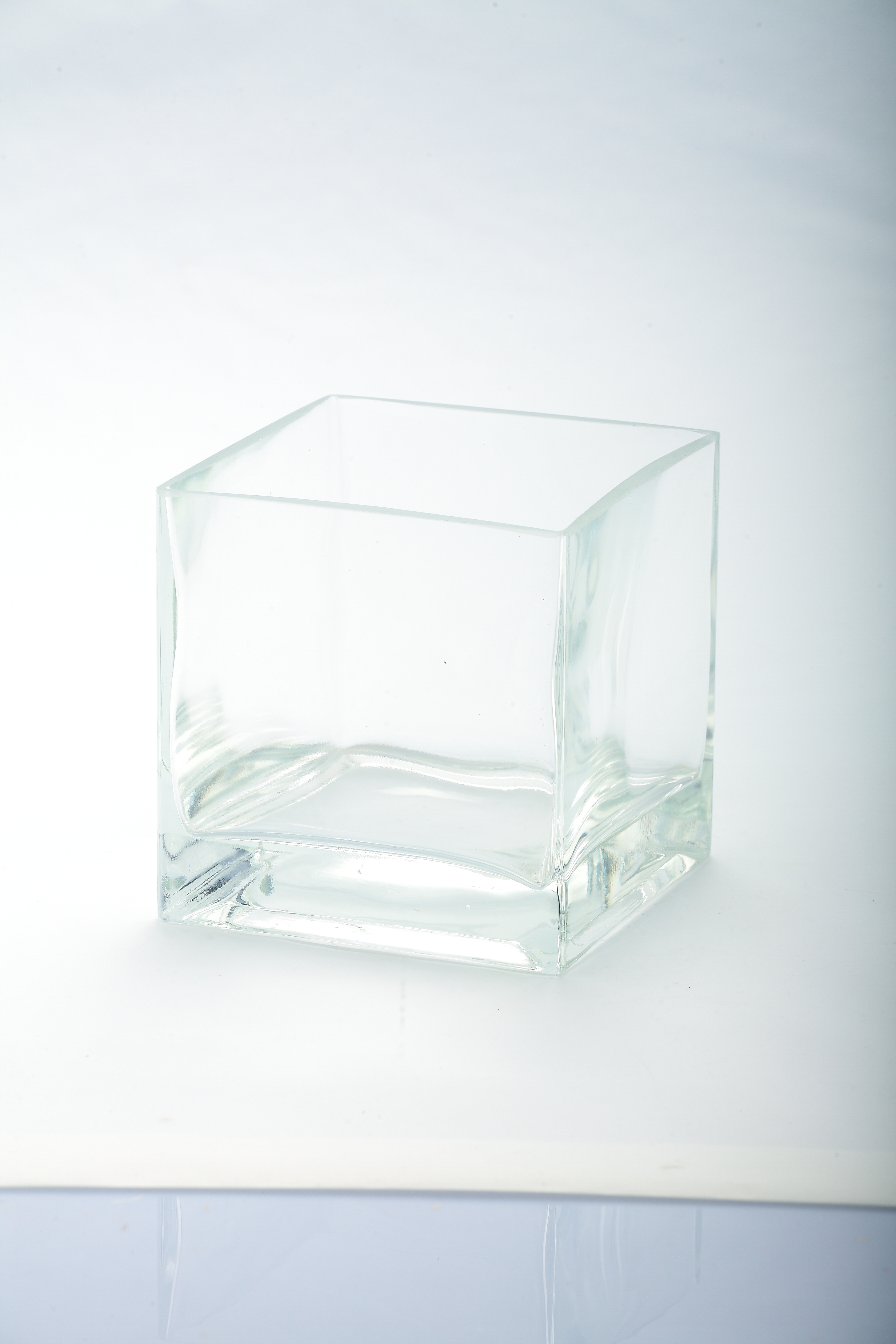 L5"W5"H5" - SQUARE GLASS VASE