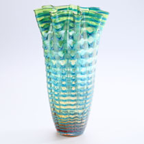 D9"H14" - GLASS VASE