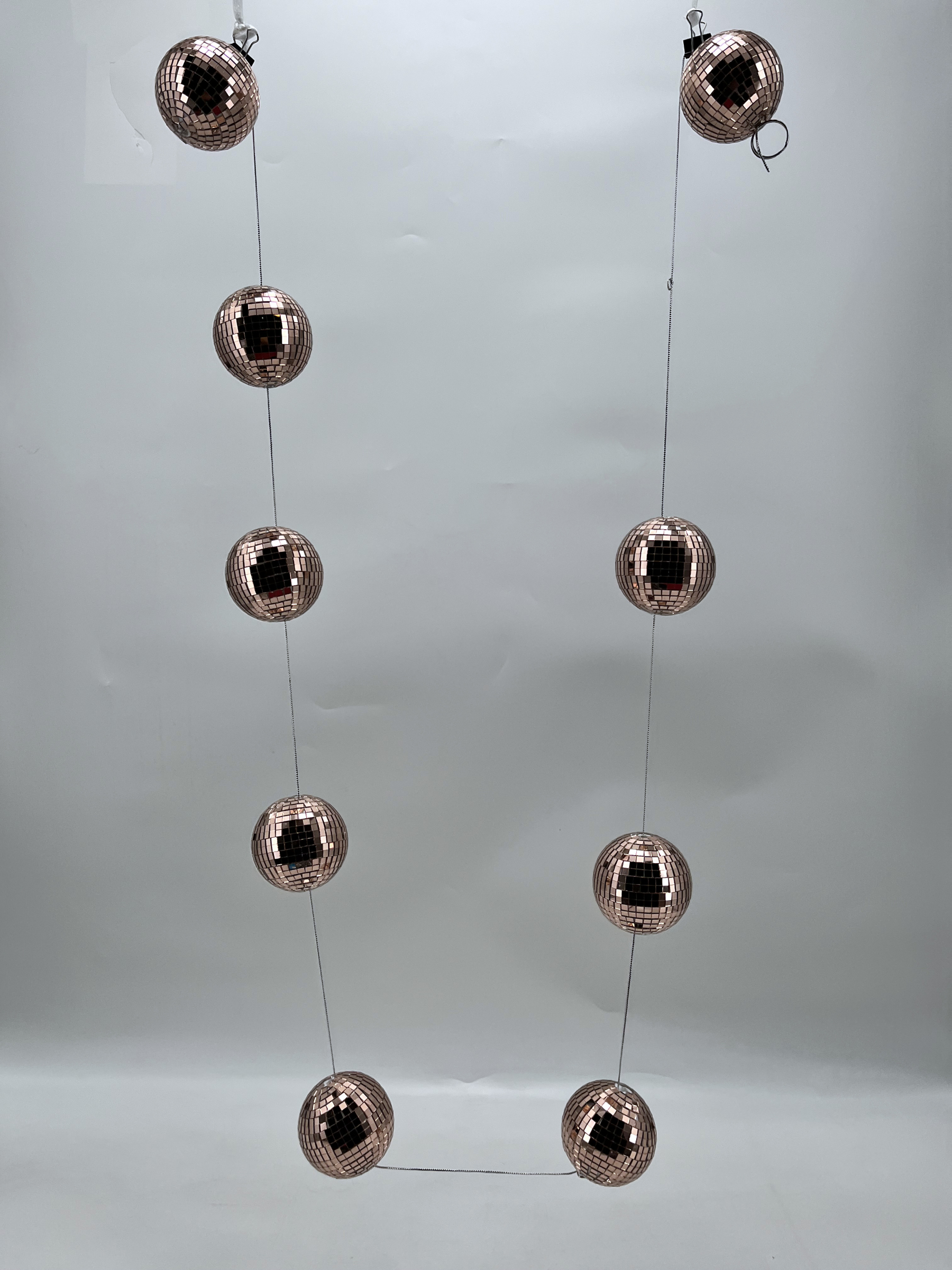 D8"H20" - MIRROR DISCO CONE TREE