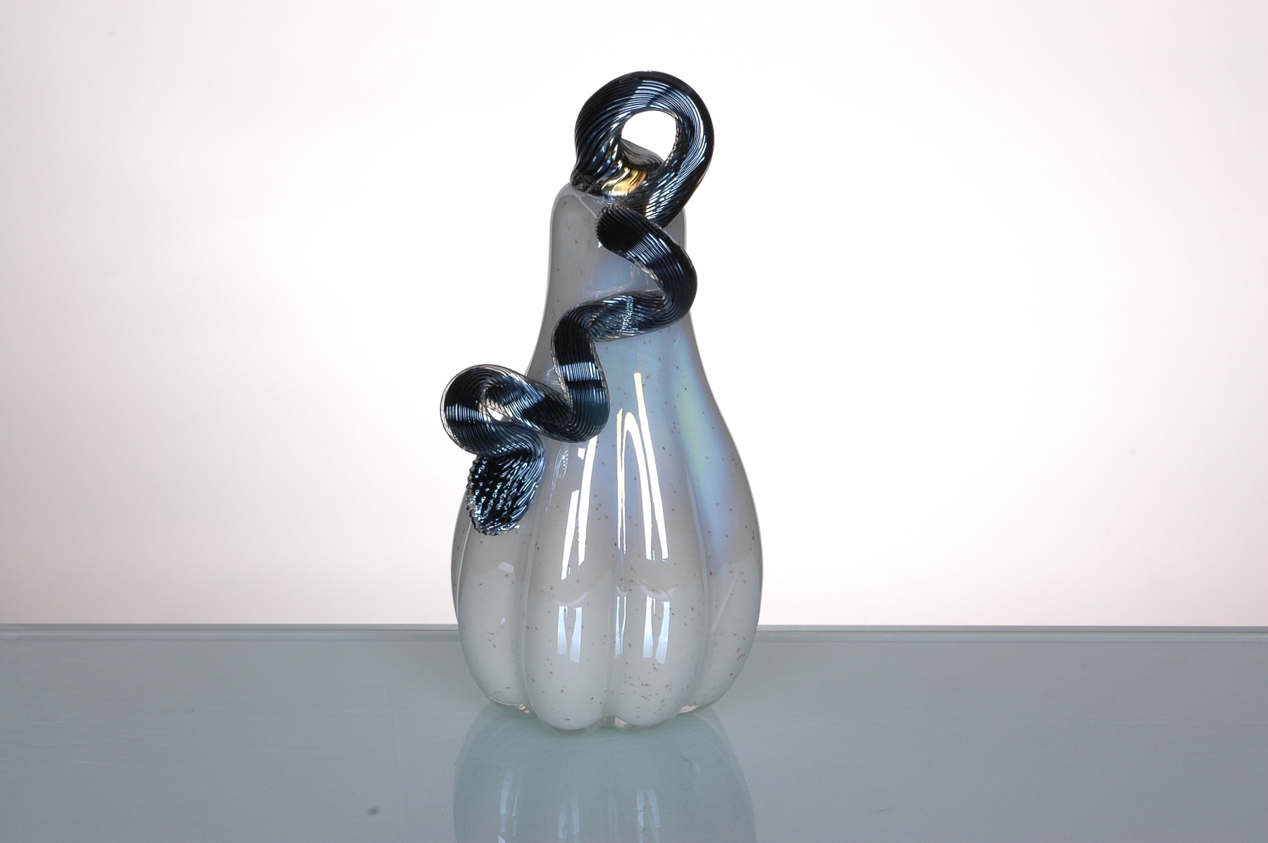 87232	 *D4.5"H9" - GLASS PUMPKIN WITH CURLY STEM