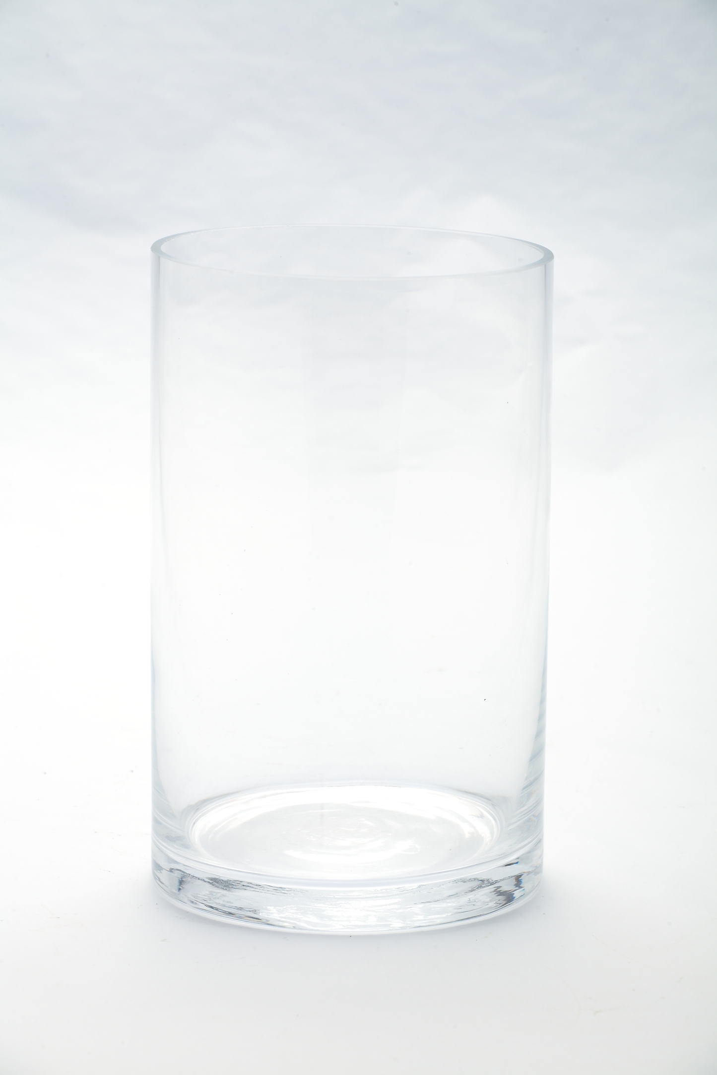 D5"H8" - CLEAR GLASS CYLINDER VASE