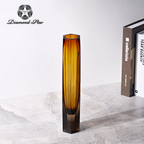 D2"H11"GLASS VASE