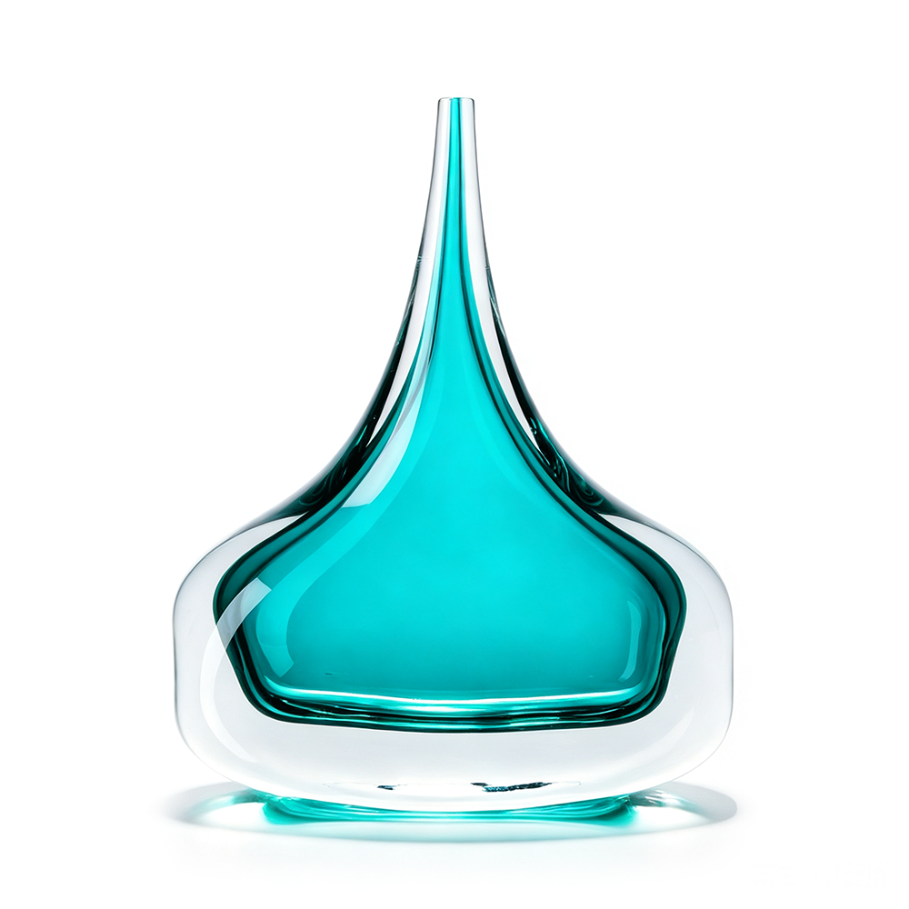 93029	 L8.3"W2.8"H10" - GLASS SCULPTURE