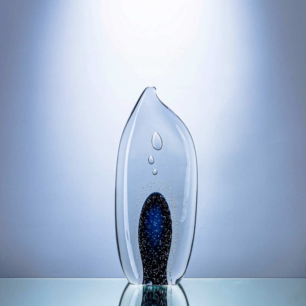 93046	 L5.3W3H13" - GLASS SCULPTURE