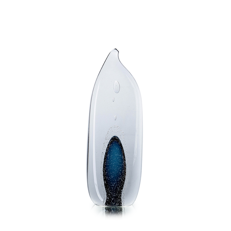 93047	 L5.9W3.5H17.7" - GLASS SCULPTURE
