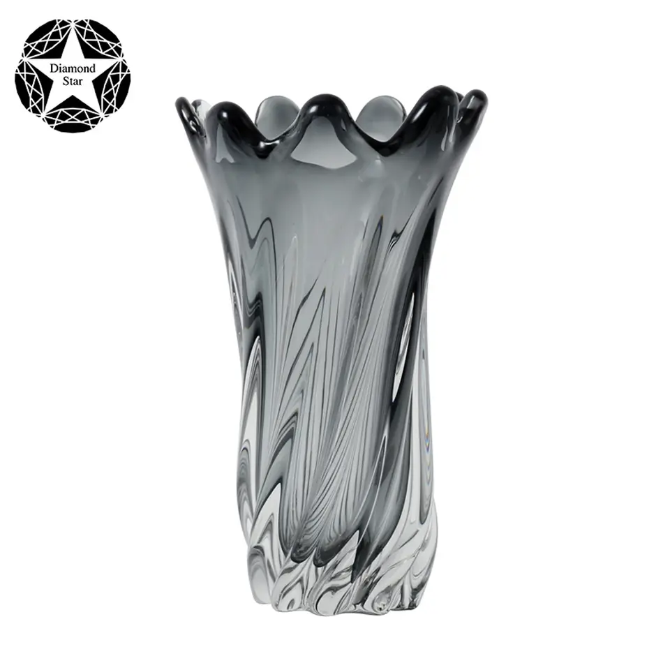 D6.69"H11.81" - ART GLASS VASE
