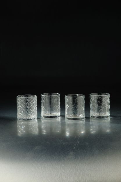 94219ASST	 D3.5"H4" - ASSORTED GLASS VASES