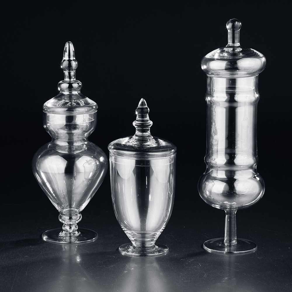 A40021	 D4.5"H9"/12.5"/14" - SET OF 3 GLASS APOTHECARY JARS WITH LID